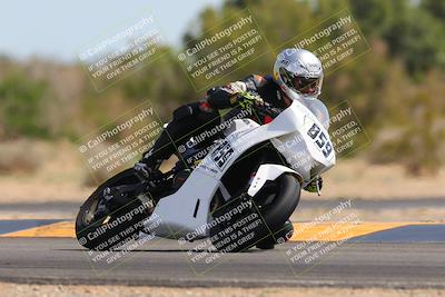 media/Mar-10-2024-SoCal Trackdays (Sun) [[6228d7c590]]/11-Turn 7 (130pm)/